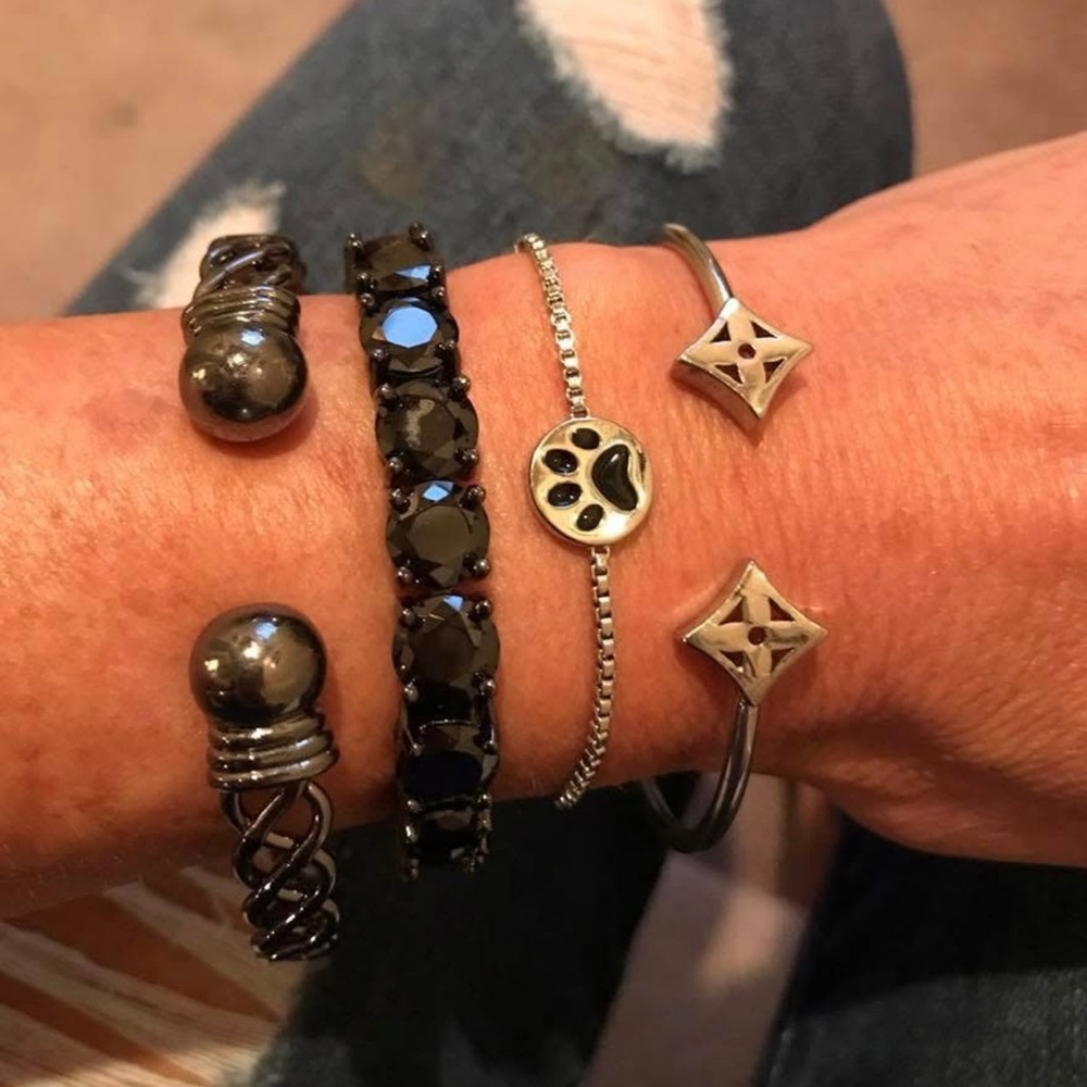 Park Lane Authentic “Paws” Bracelet! BNIB!! - Picture 6 of 8